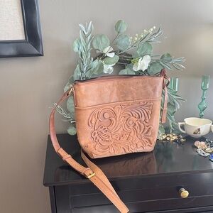 🤎 Born Genuine Leather Crossbody Bag